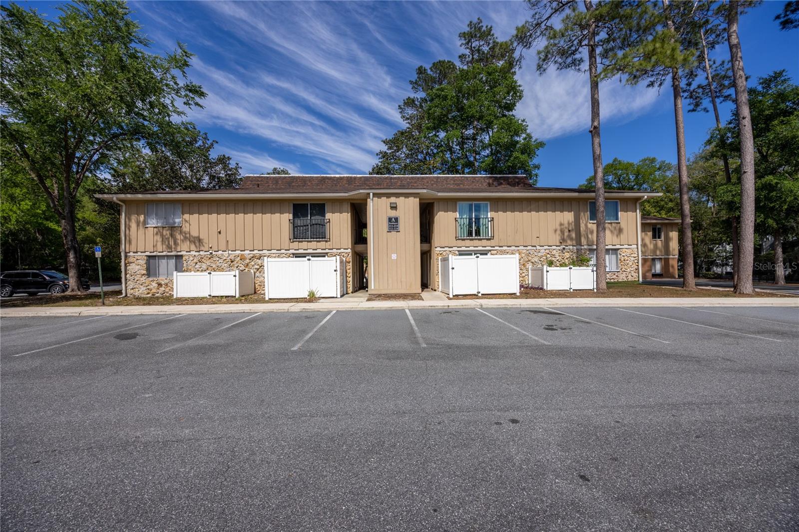 HAWTHORNE RESERVE - Residential