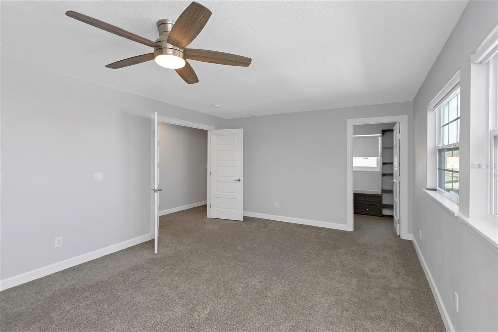 FLOR A MAR - Residential