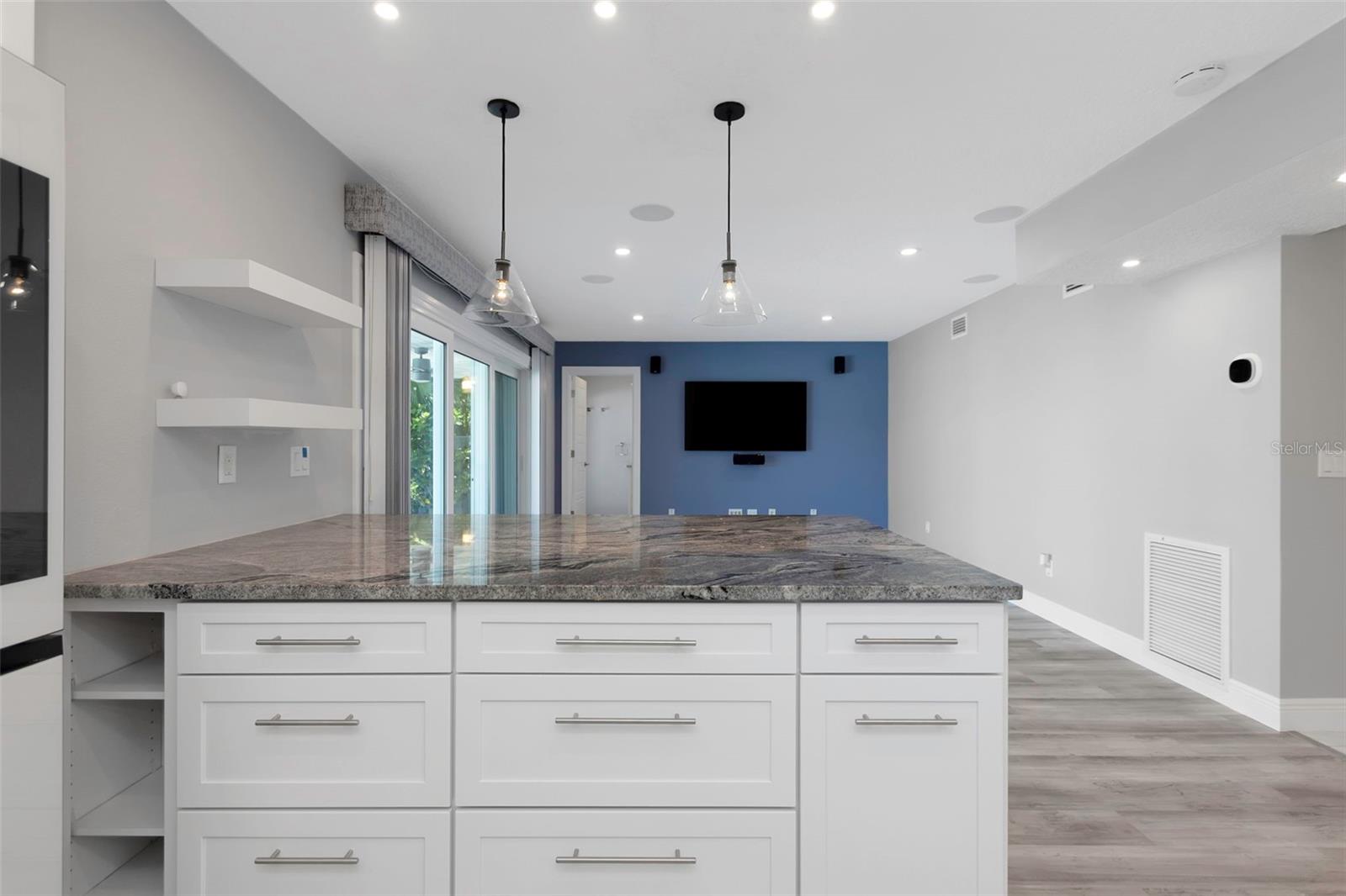 FLOR A MAR - Residential