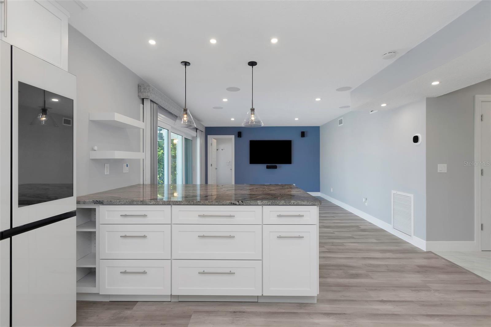 FLOR A MAR - Residential