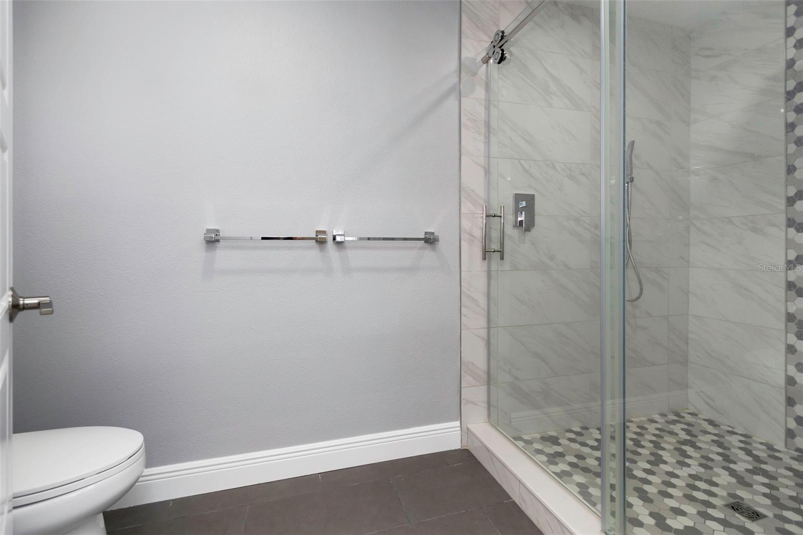 FLOR A MAR - Residential