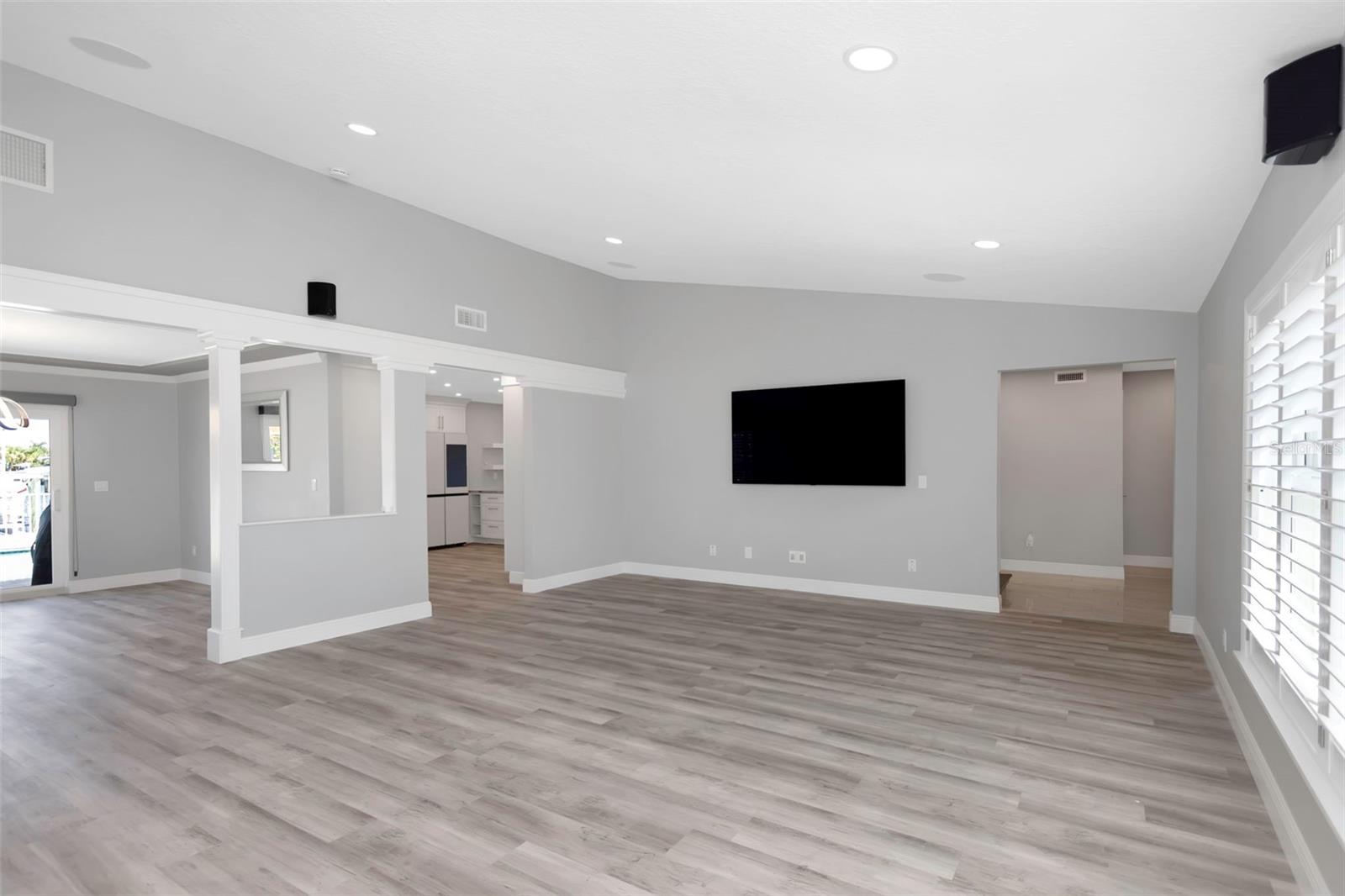 FLOR A MAR - Residential