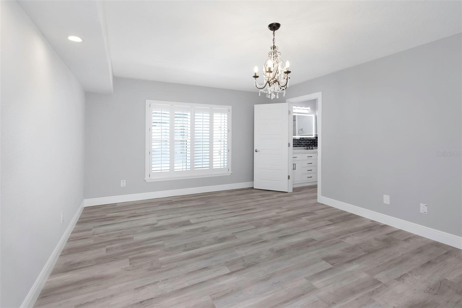 FLOR A MAR - Residential