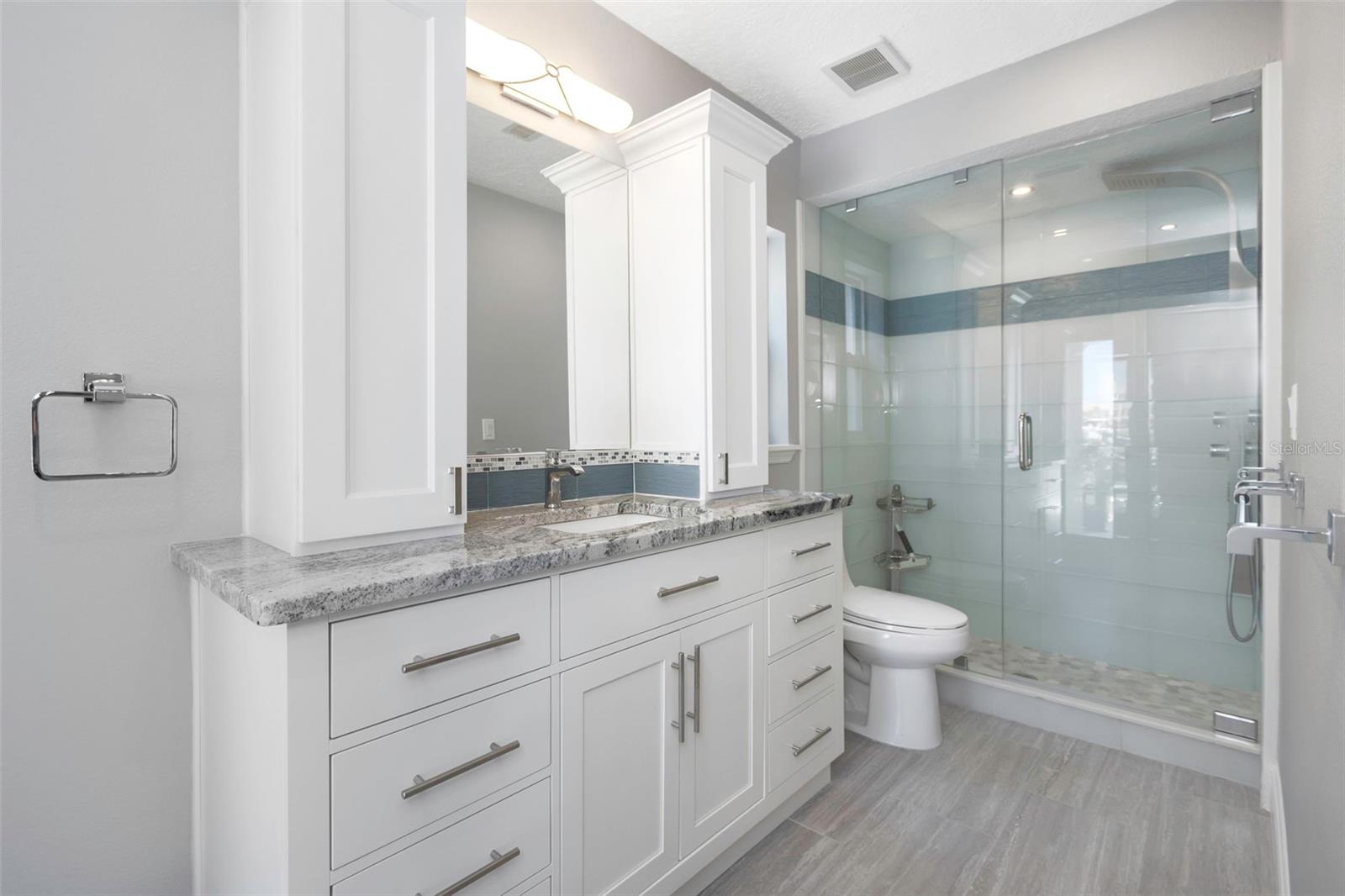 FLOR A MAR - Residential