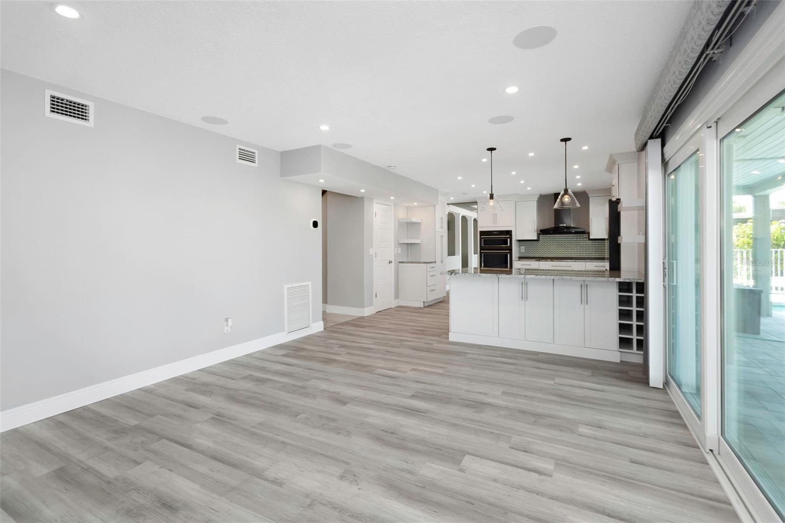 FLOR A MAR - Residential