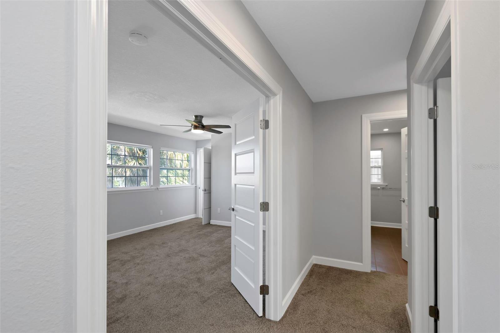 FLOR A MAR - Residential