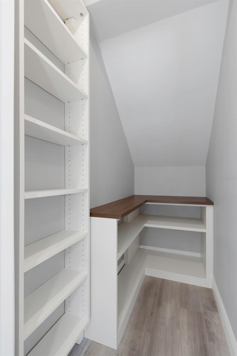 FLOR A MAR - Residential