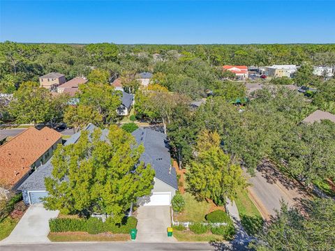 A home in DELAND