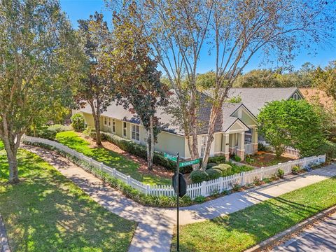 A home in DELAND