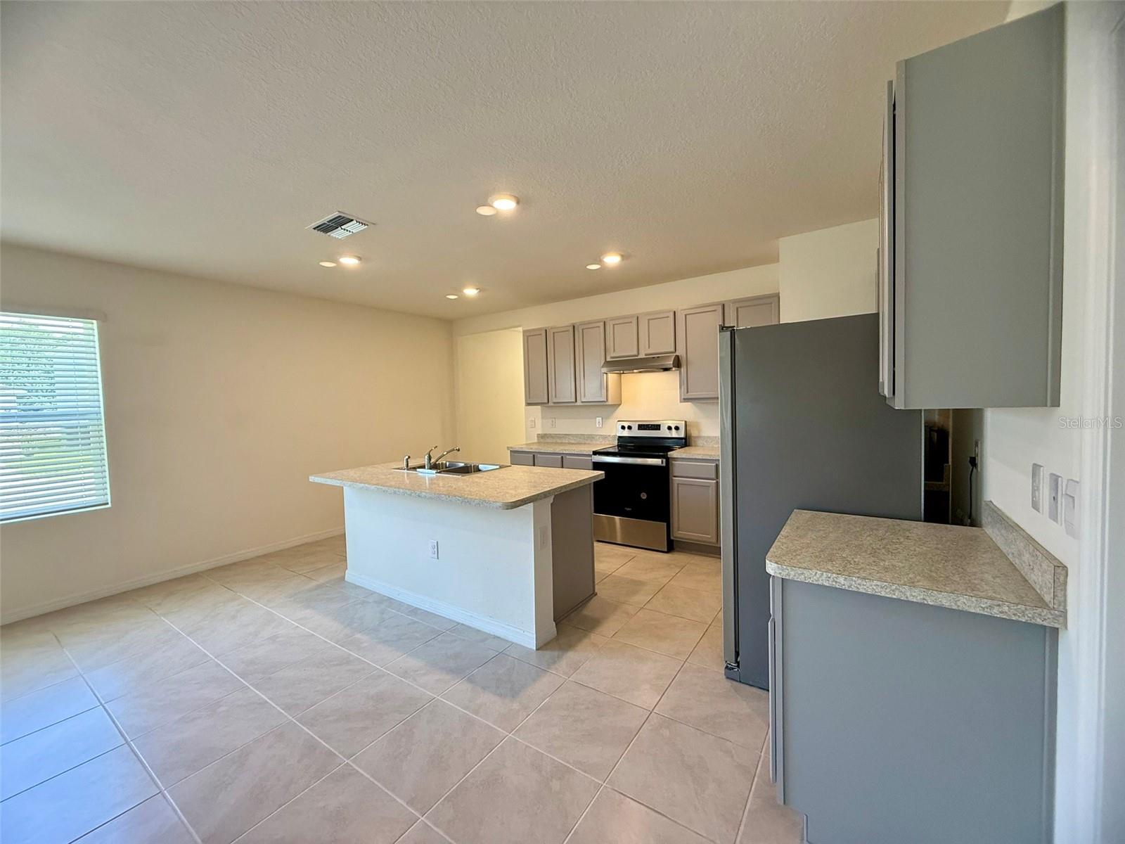 VILLAMAR PH 3 - Residential