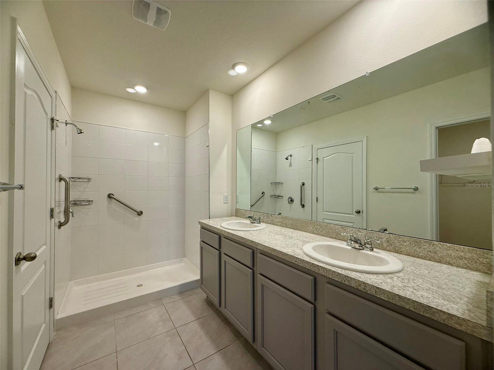 VILLAMAR PH 3 - Residential