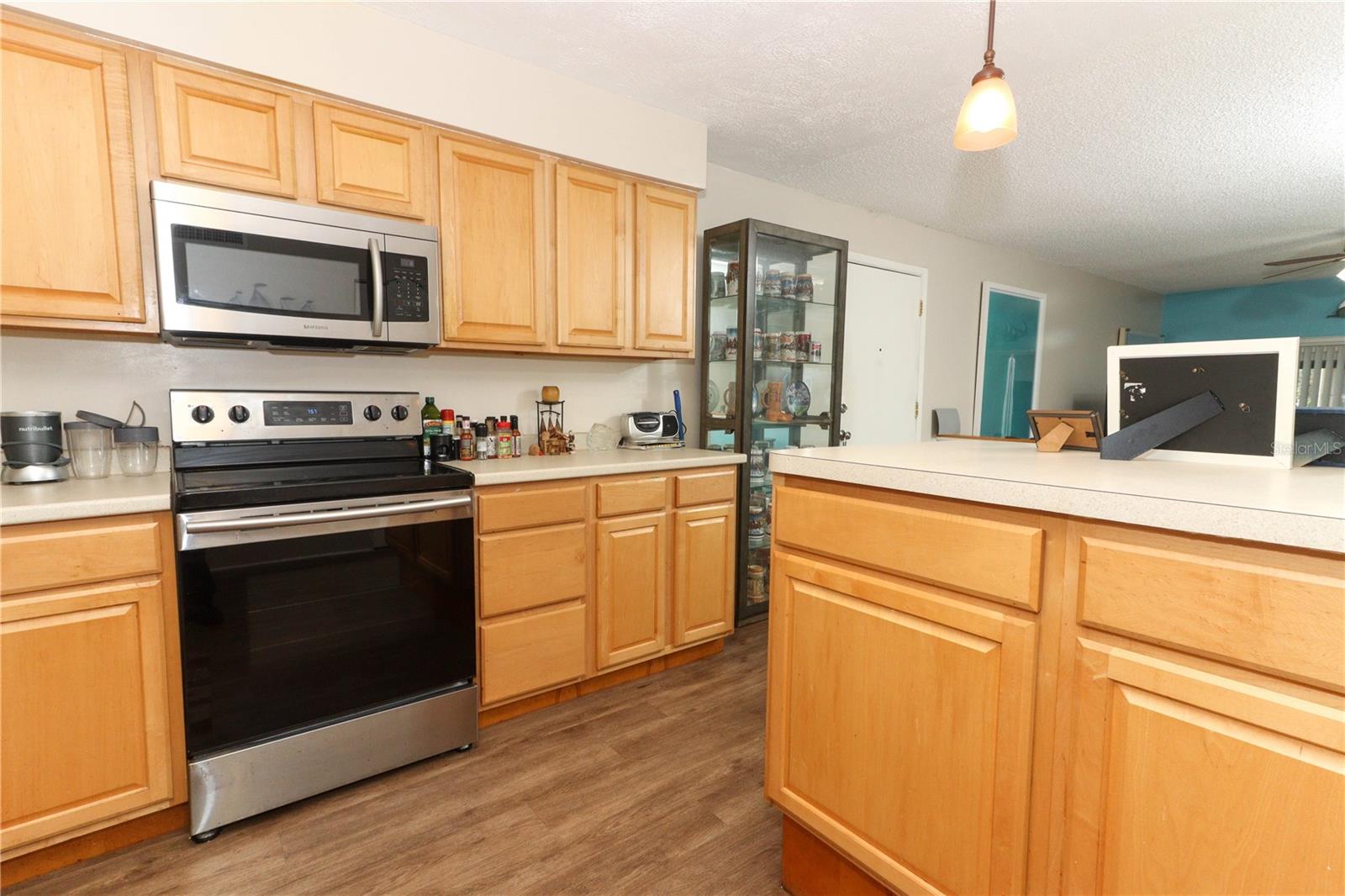 570 ORANGE DRIVE 51