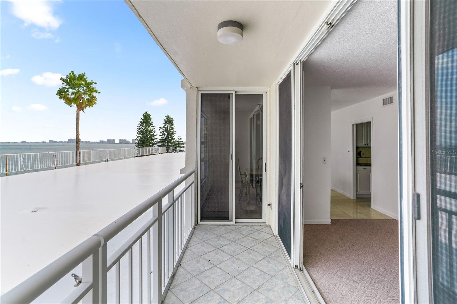100 PIERCE STREET 307