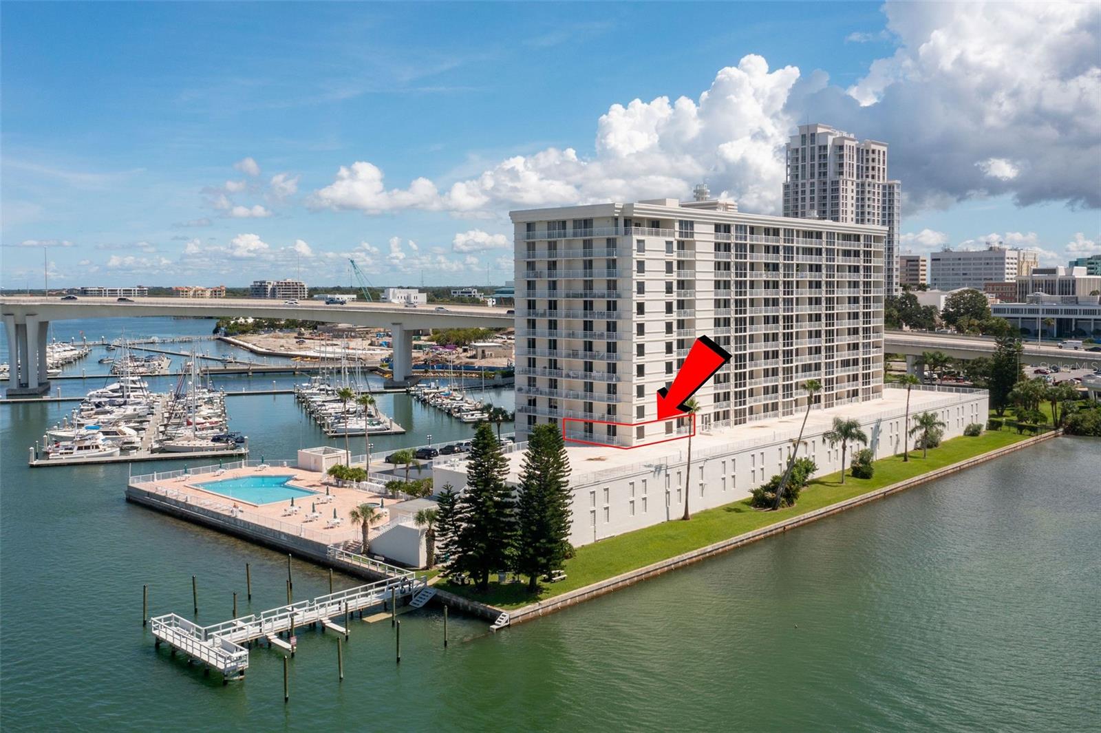 100 PIERCE STREET 307