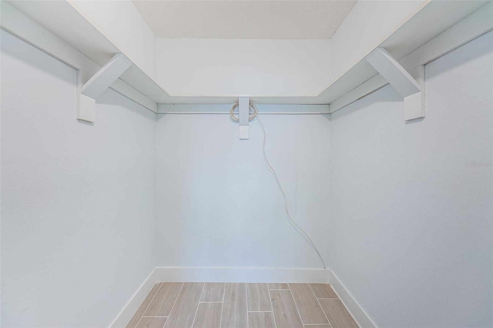 JEFFERSON HOUSE THE CONDO - Residential