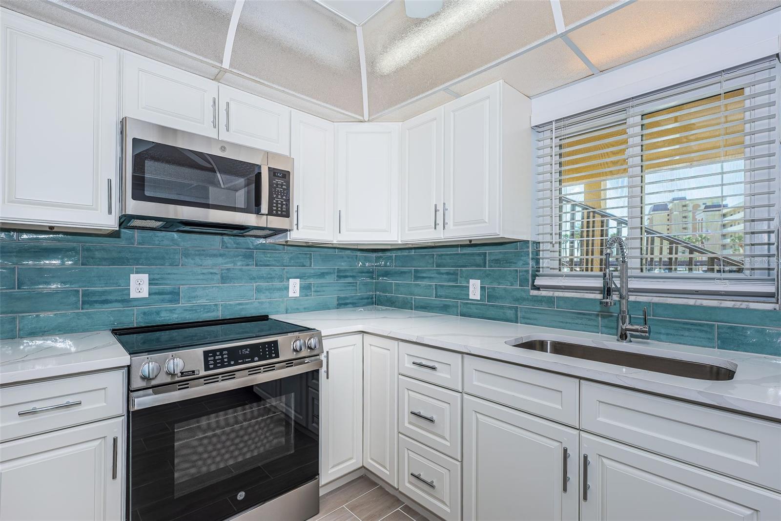 JEFFERSON HOUSE THE CONDO - Residential