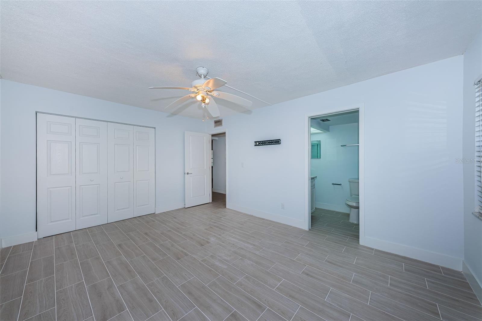 JEFFERSON HOUSE THE CONDO - Residential