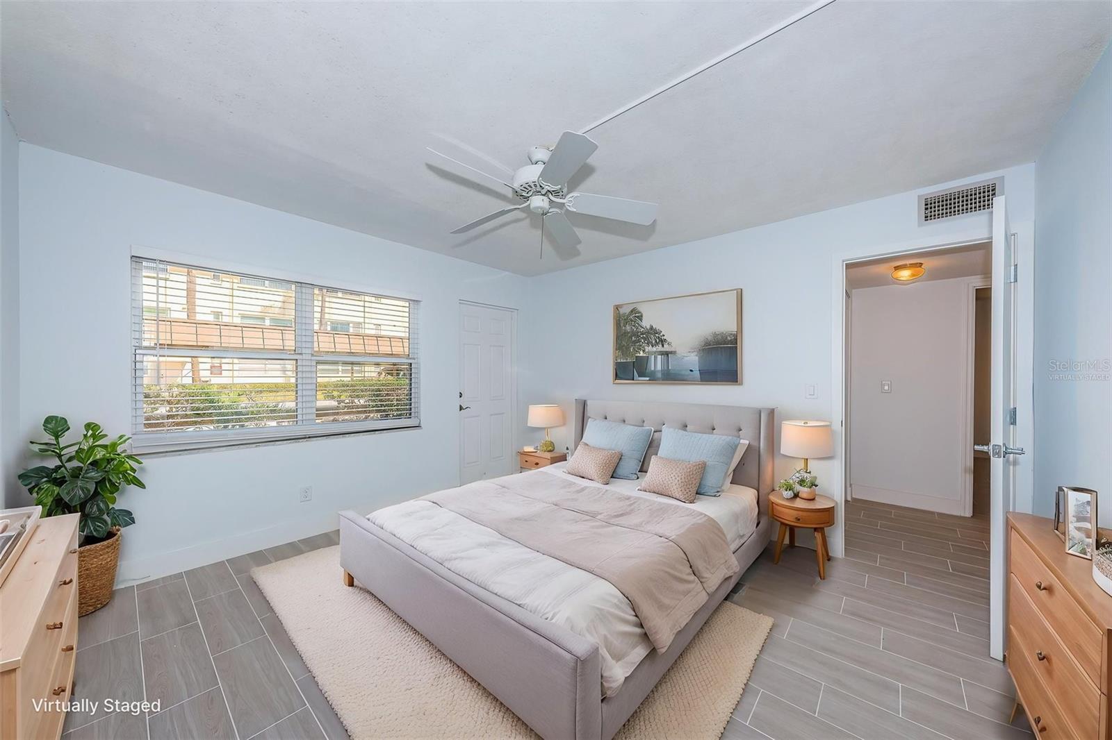 JEFFERSON HOUSE THE CONDO - Residential