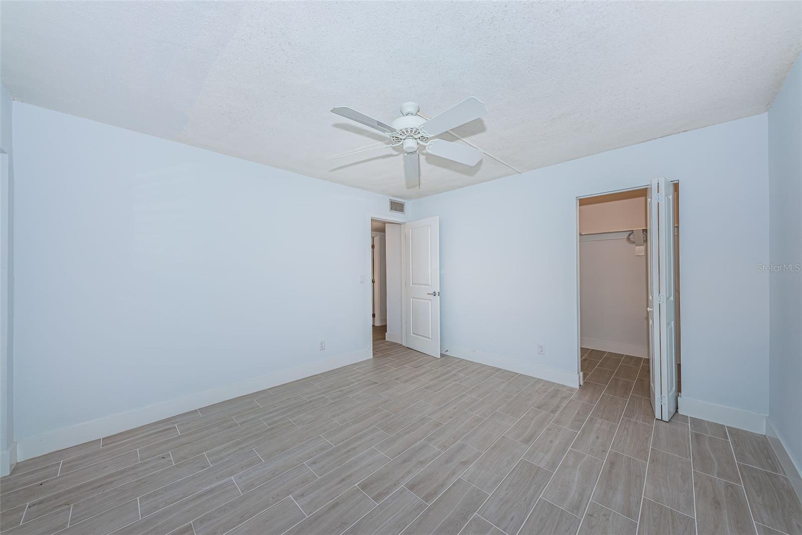 JEFFERSON HOUSE THE CONDO - Residential