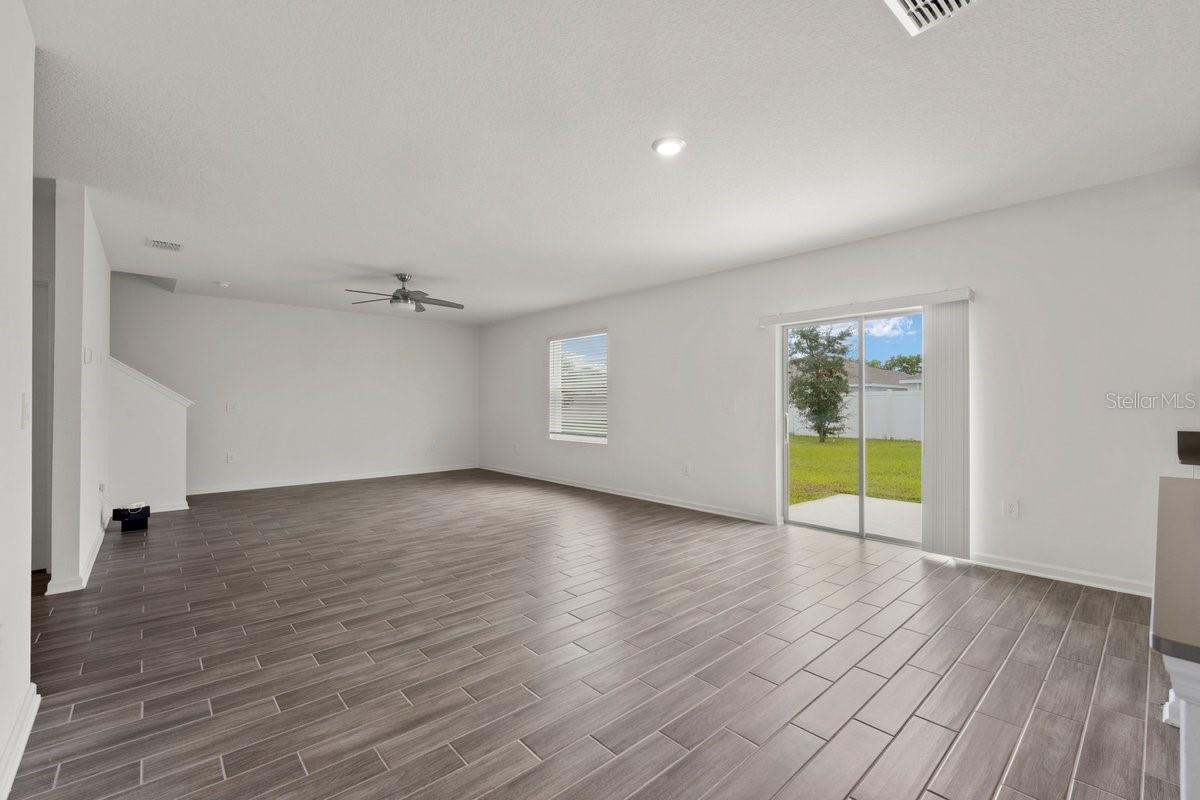 3096 BLUE BONNET LANE