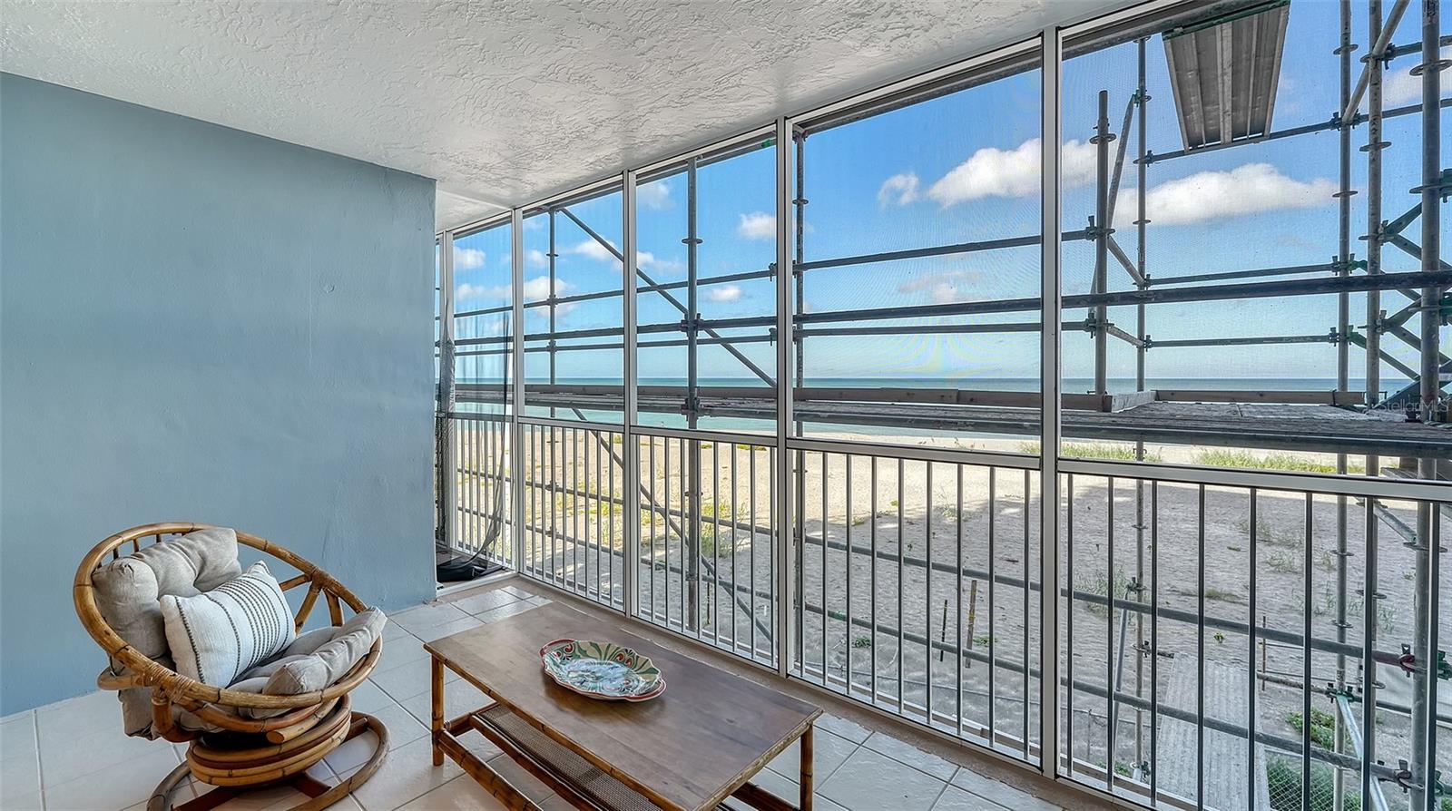 GULF HORIZONS - Residential
