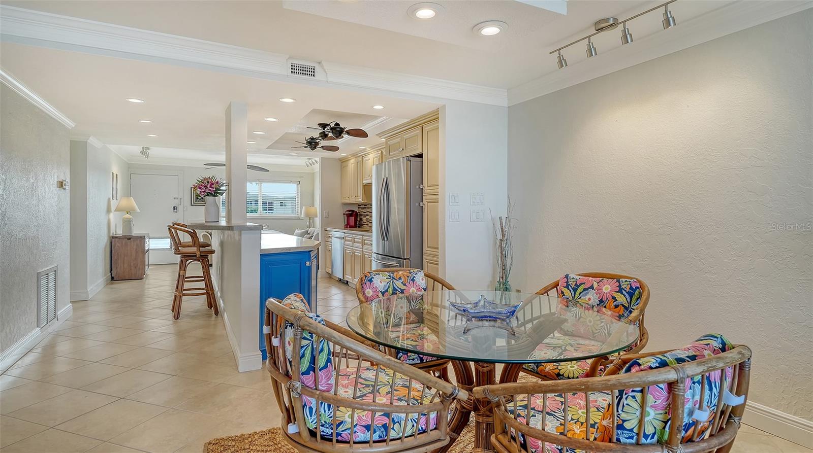 GULF HORIZONS - Residential