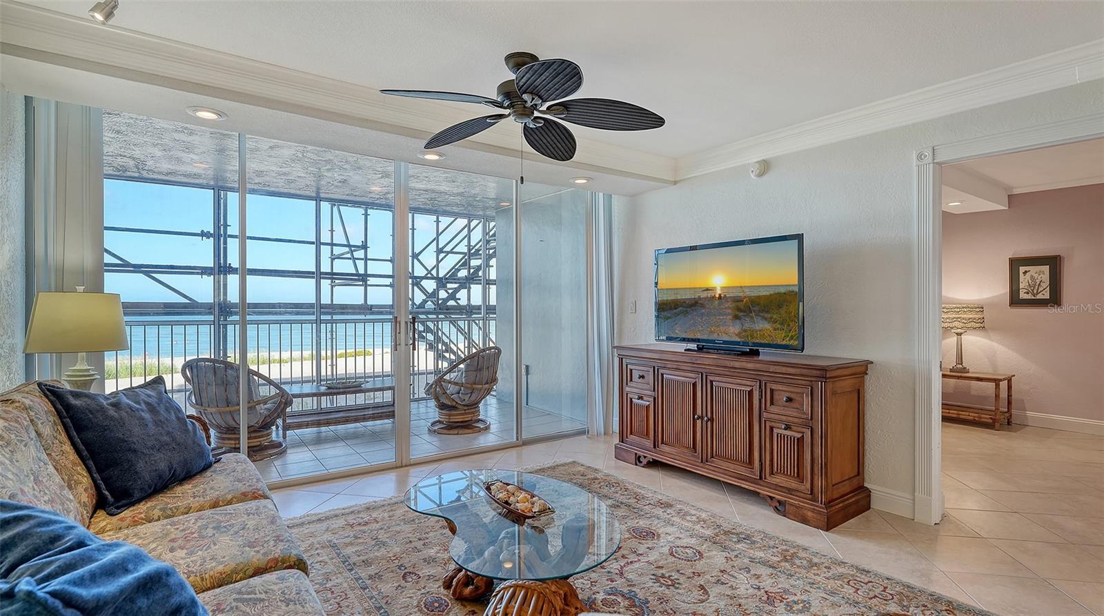GULF HORIZONS - Residential