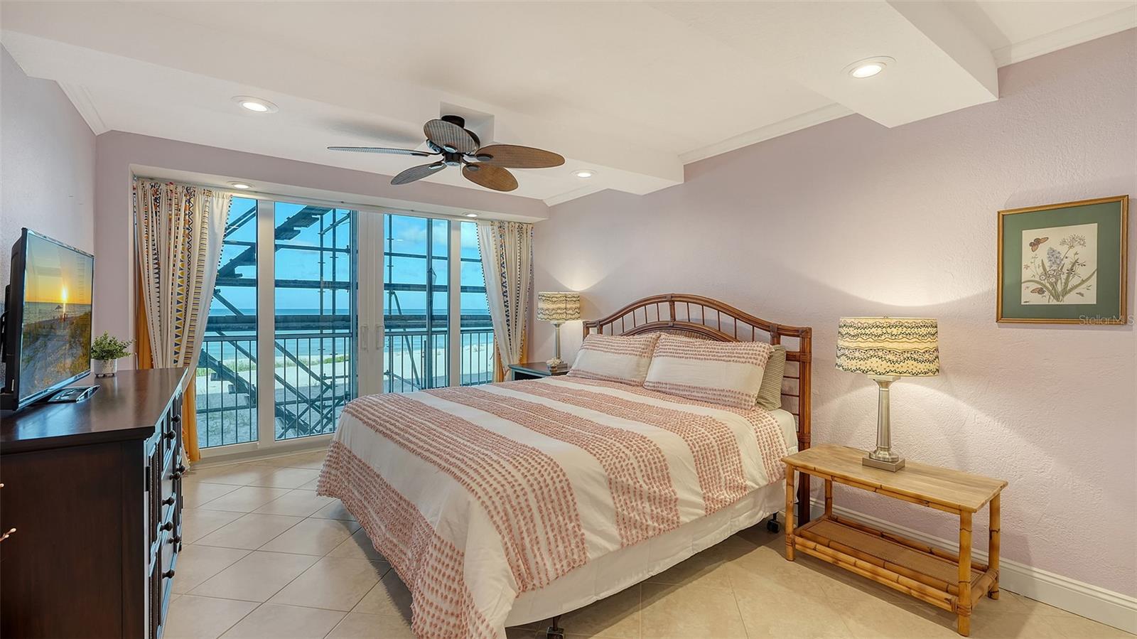 GULF HORIZONS - Residential