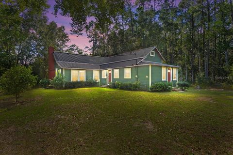 Photo of 21317 SE 111th Avenue, Hawthorne, FL 32640 (MLS # GC535146)