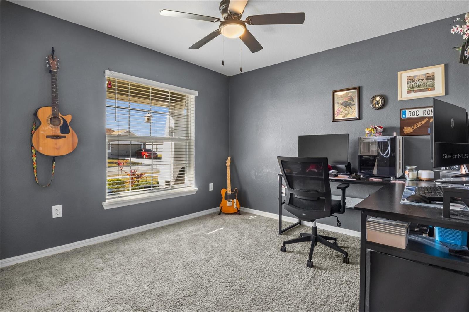 LANDINGS/EAGLE LAKE - Residential