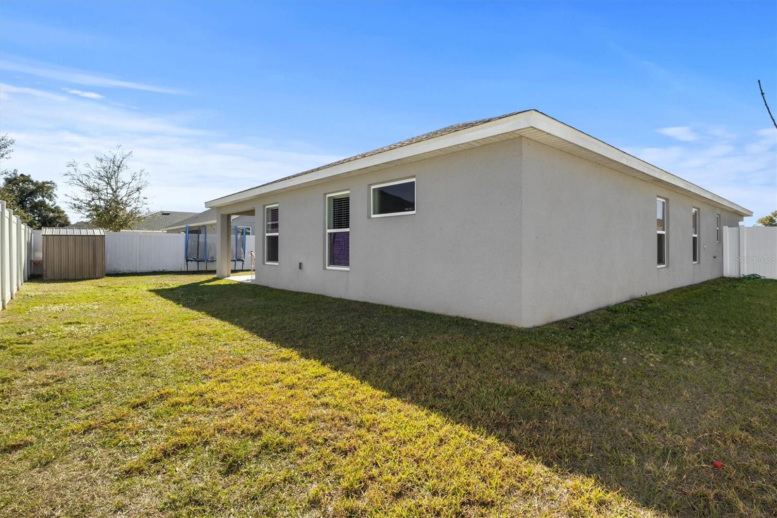 LANDINGS/EAGLE LAKE - Residential