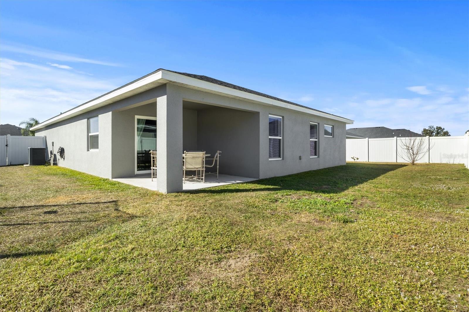 LANDINGS/EAGLE LAKE - Residential