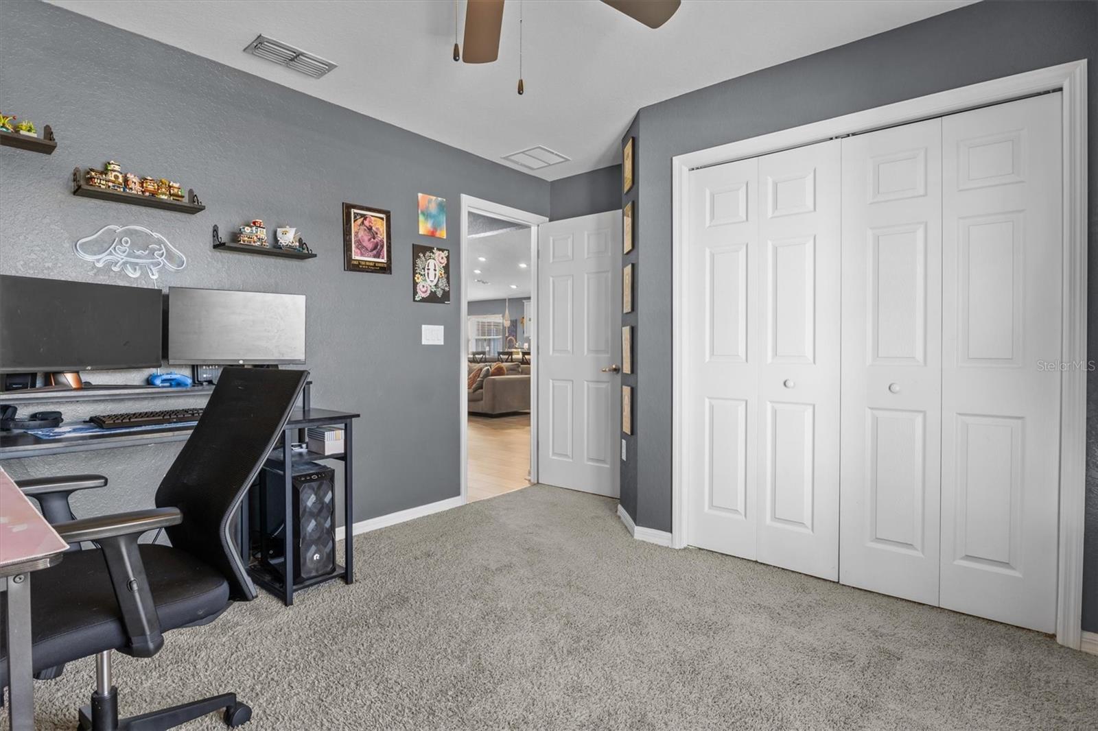 LANDINGS/EAGLE LAKE - Residential