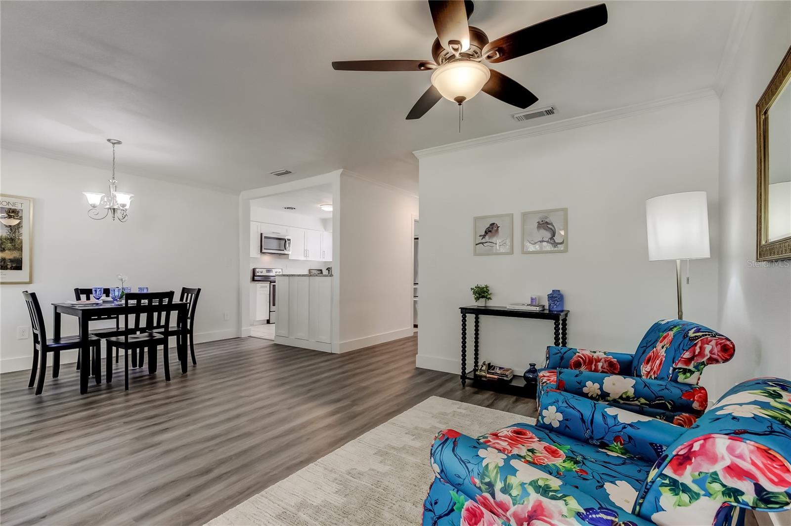 MANHATTAN MANOR 3 - Residential