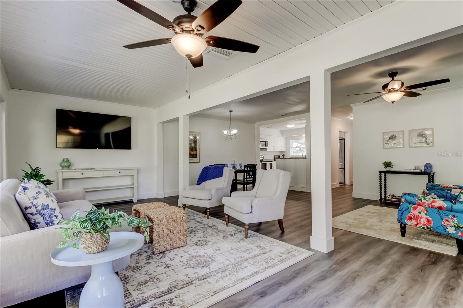 MANHATTAN MANOR 3 - Residential