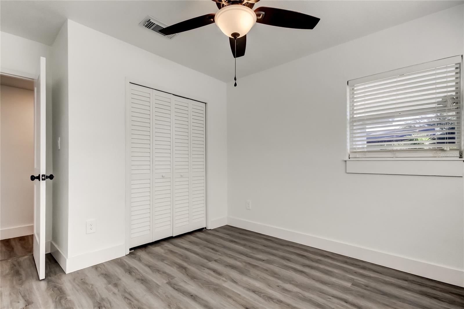 MANHATTAN MANOR 3 - Residential