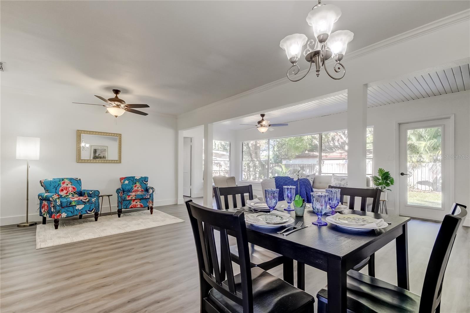 MANHATTAN MANOR 3 - Residential