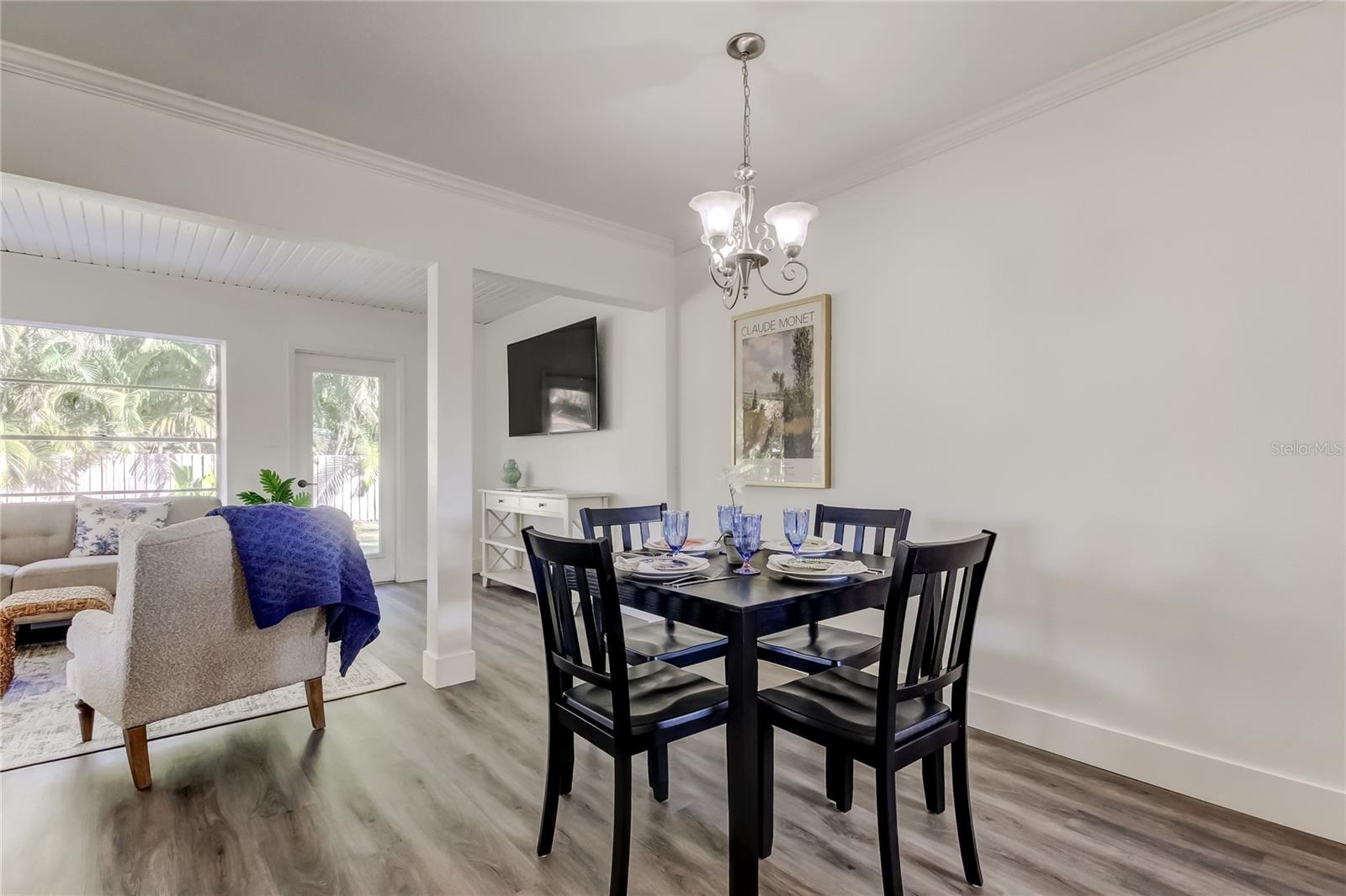 MANHATTAN MANOR 3 - Residential