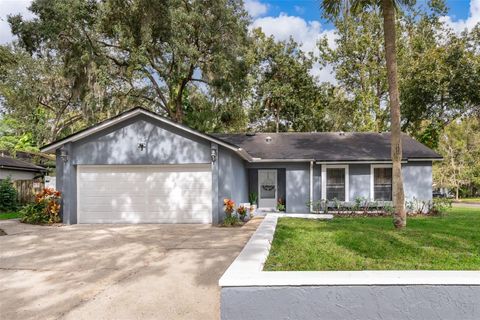 A home in WINTER SPRINGS