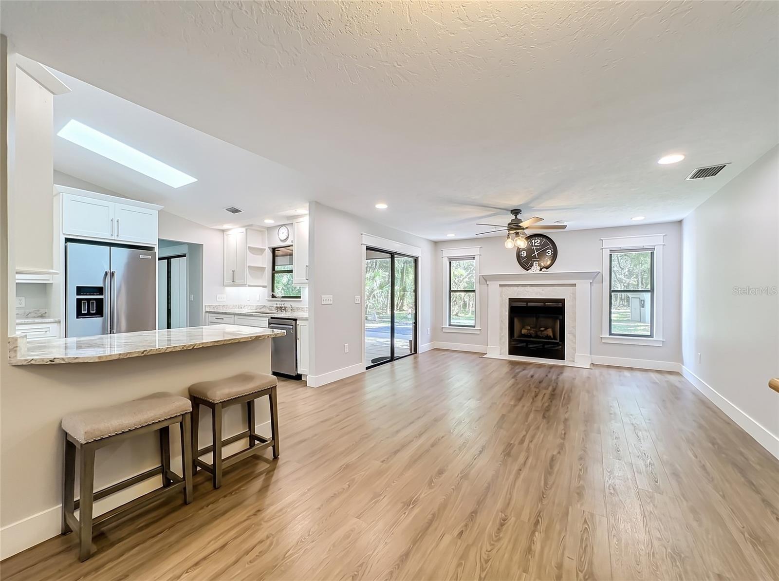1115 MILL RUN E