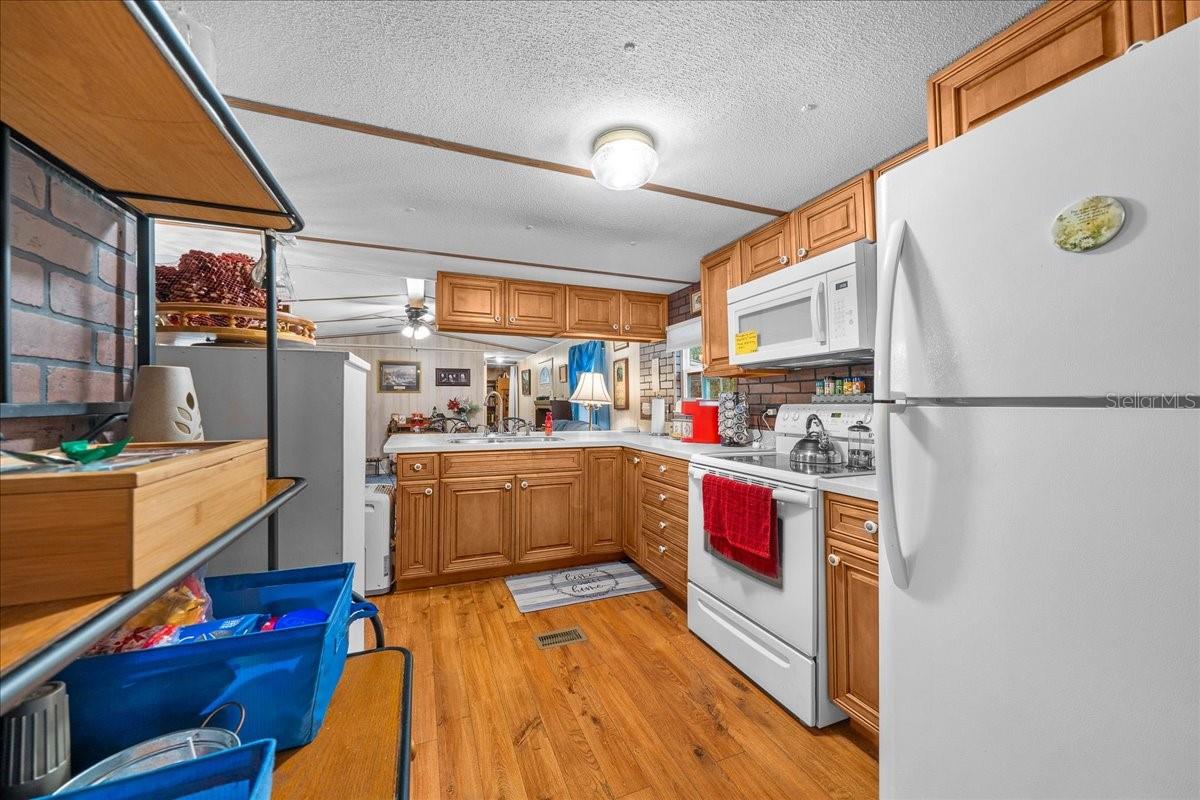 FRST HILLS CAMPSITES - Residential