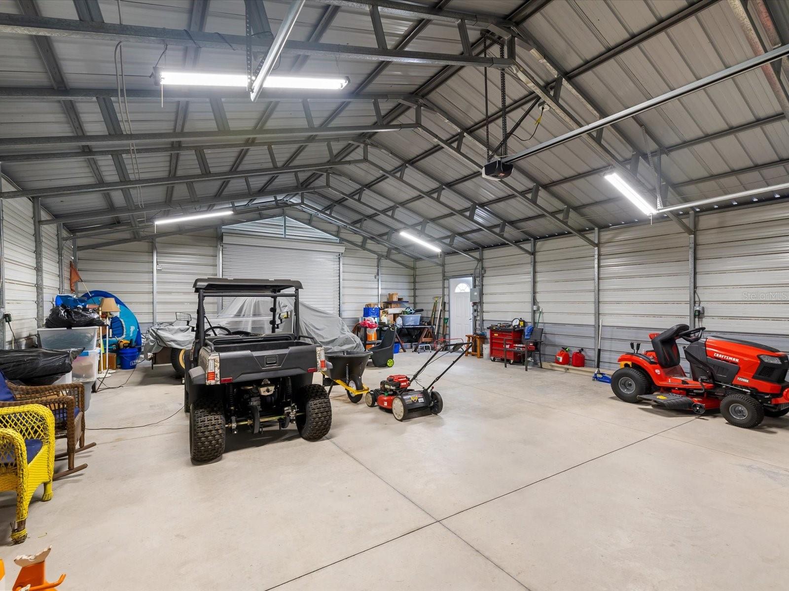 WEEKI WACHEE WOODLANDS - Residential