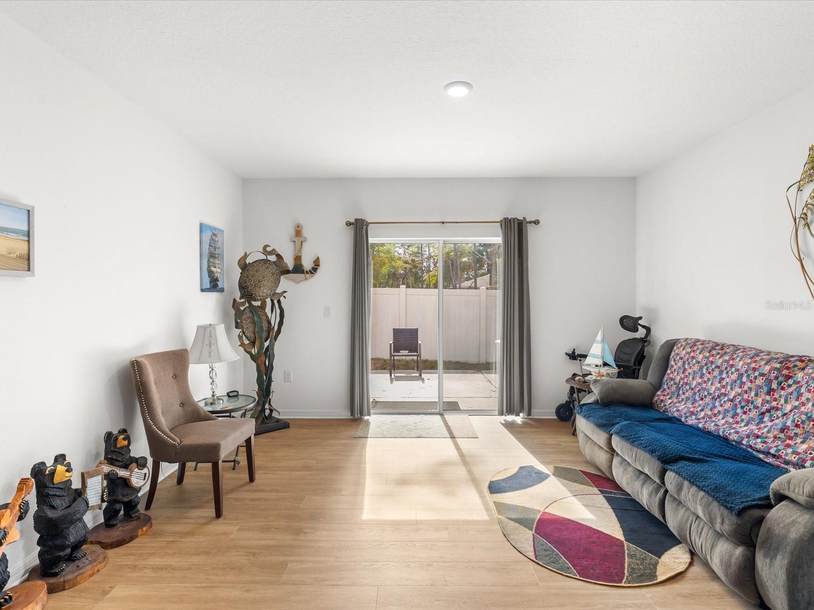 WEEKI WACHEE WOODLANDS - Residential