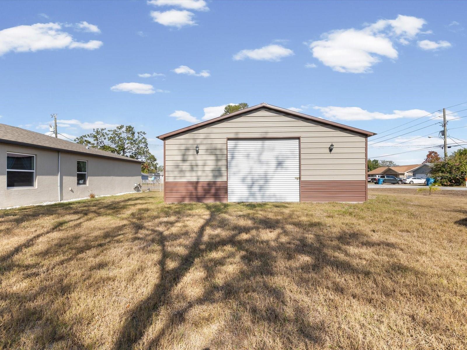 WEEKI WACHEE WOODLANDS - Residential