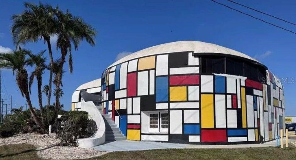 Photo of 100 E Shell Point Road, Ruskin, FL 33570 (MLS # TB8485013)