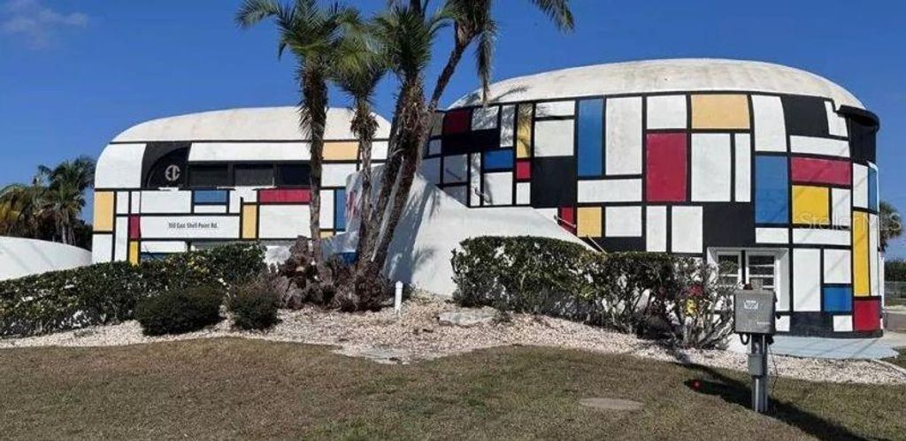 Photo of 100 E Shell Point Road, Ruskin, FL 33570 (MLS # TB8485013)