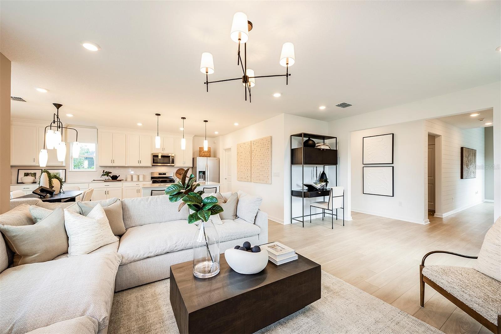 HIGHFIELD AT TWISTED OAKS PH 2 - Residential