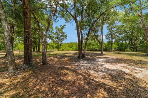 Tiny photo for 19551 SE 42nd Place, Morriston, FL 32668 (MLS # OM724189)