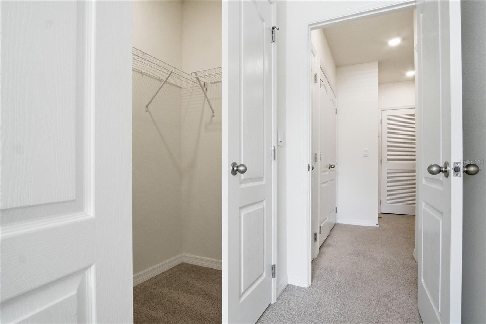 BRENTWOOD TWNHMS PH 1 - Residential