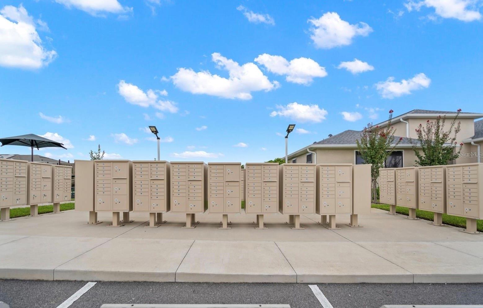 BRENTWOOD TWNHMS PH 1 - Residential